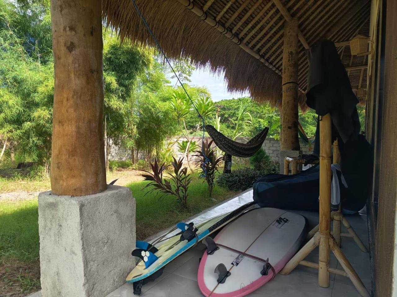 Отель Melody Surf - Ekas Lombok Экстерьер фото